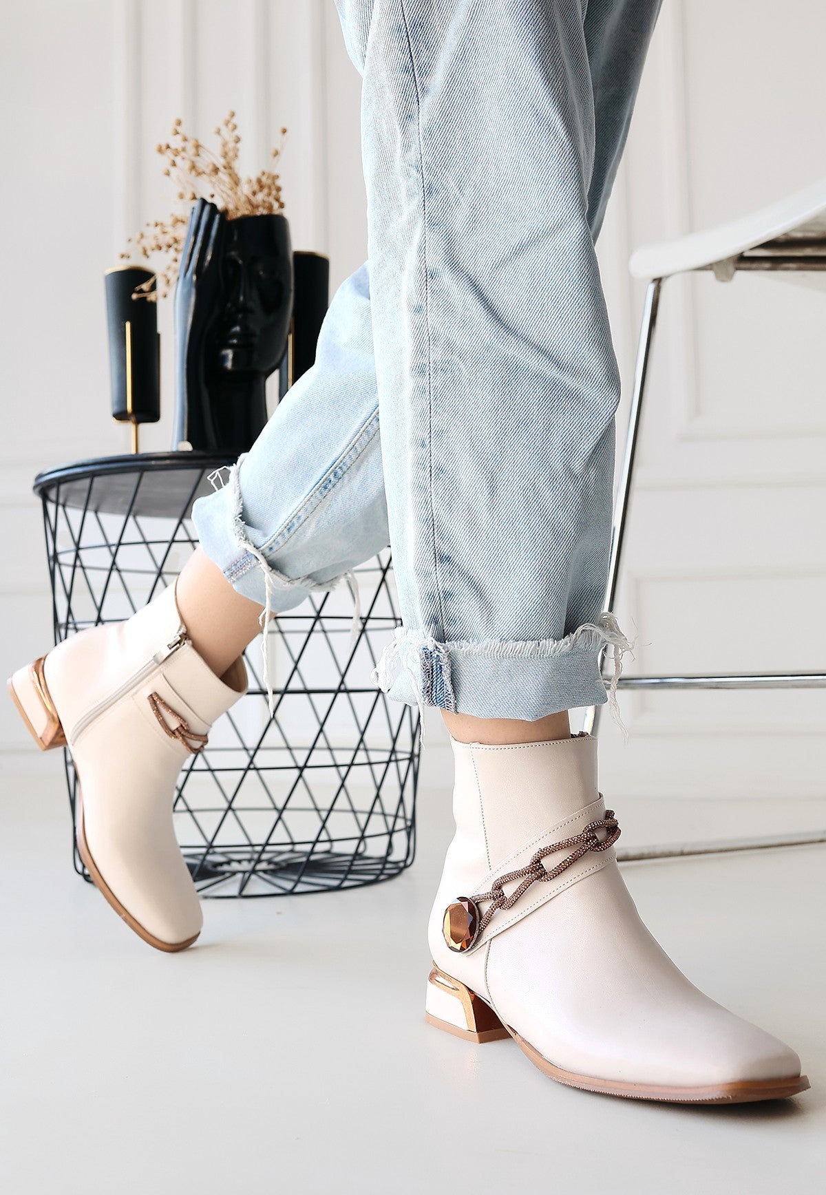 Roxani Bej Cilt Topuklu Bot — Bej [stokoz:6JYT2OlueP6G2QnZNYtB%3ABej%3A1%3A13v986t]