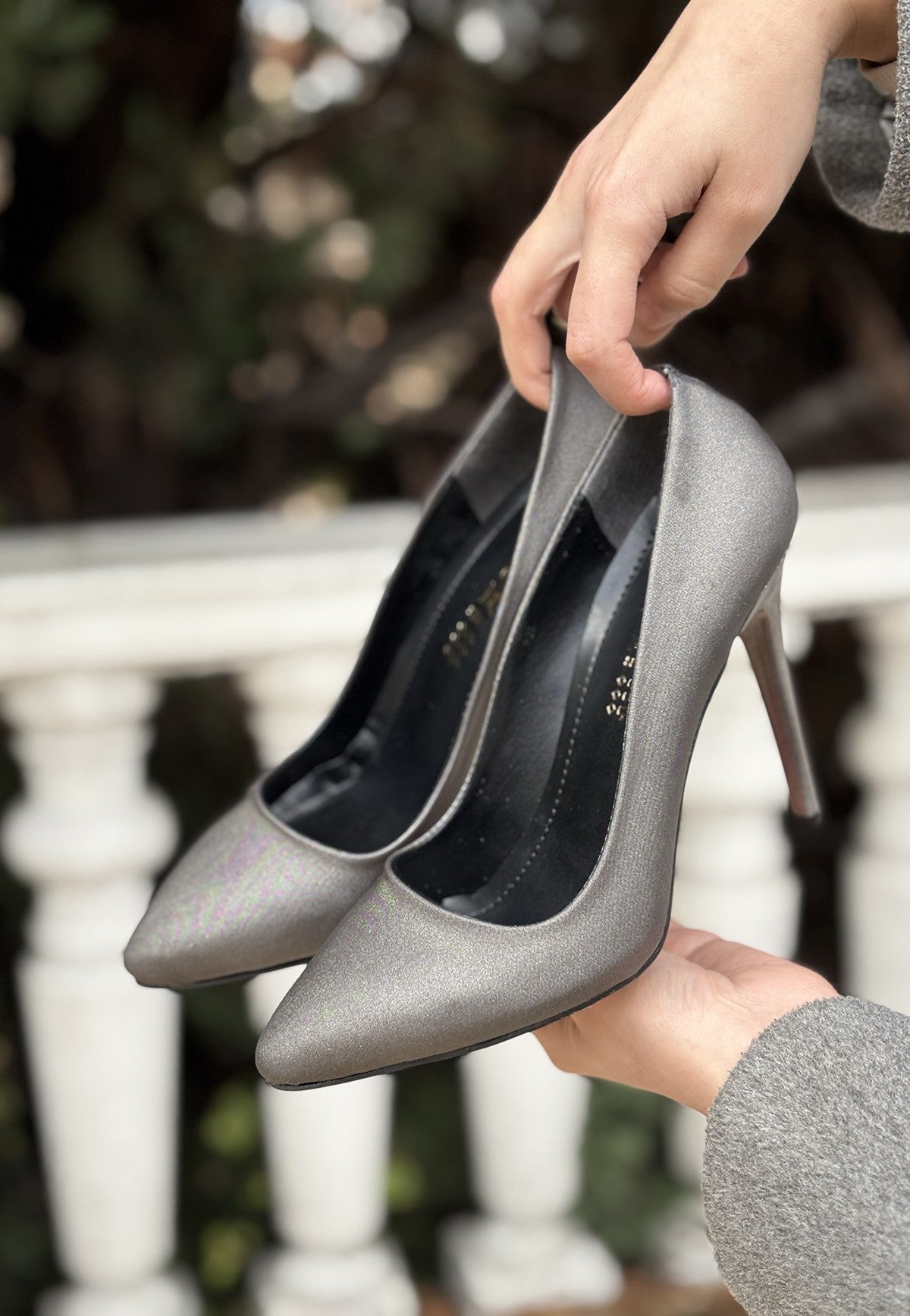 Hillar Platin Saten Stiletto Ayakkabı — Platin [stokoz:hMY7DKZ89yOEOqiGQBul%3APlatin%3A1%3A1e2xal7]