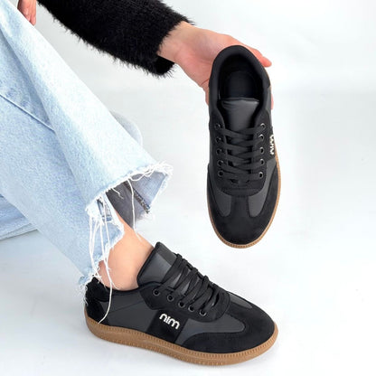 Lunga Siyah Cilt Bağcıklı Spor Ayakkabı — Siyah [stokoz:vIJBQW4pJkOTCwHvGOzO%3ASiyah%3A3%3Avahzz6]