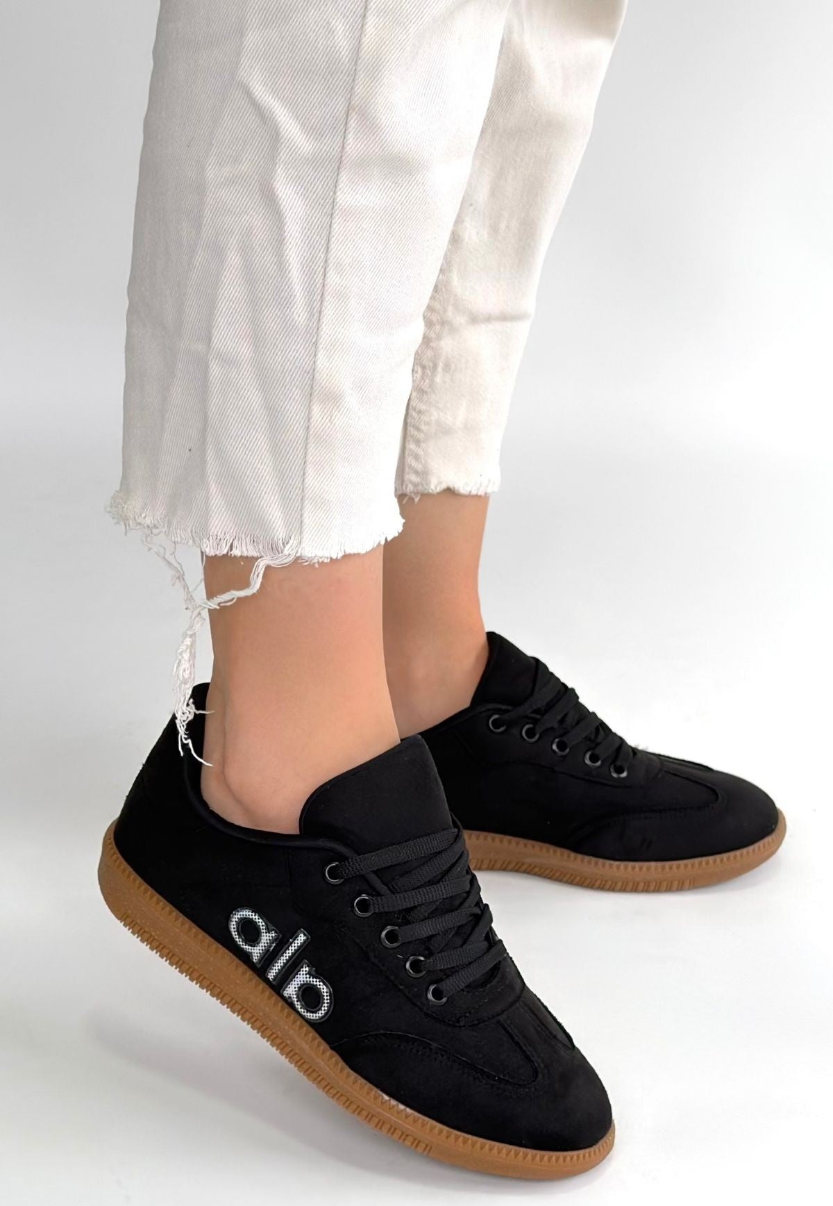 Lendo Siyah Süet Bağcıklı Spor Ayakkabı — Siyah [stokoz:lDXTsLY2WZ0CRwsSO9s6%3ASiyah%3A2%3A7twlmk]