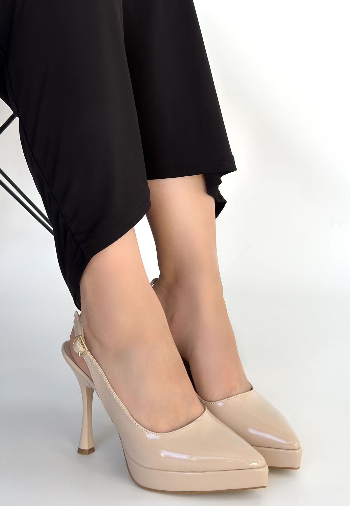 Arim Bej Rugan Platform Topuk Ayakkabı — Bej [stokoz:ln78U7S9rJlBq4TyRWCO%3ABej%3A2%3Anr524i]